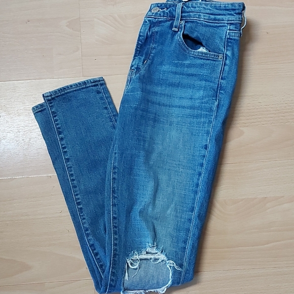 Levi's Denim - Vintage Levi 721 Sz. 26 Capital LEVI tag